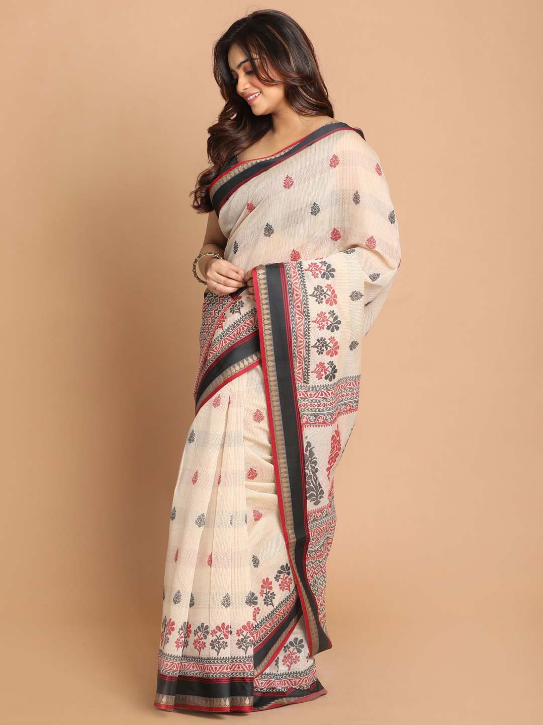 Indethnic Printed Cotton Blend Saree in Black - View 2