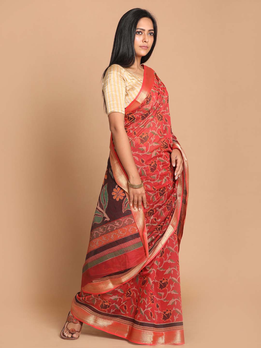 Indethnic Printed Cotton Blend Saree in Red - View 2