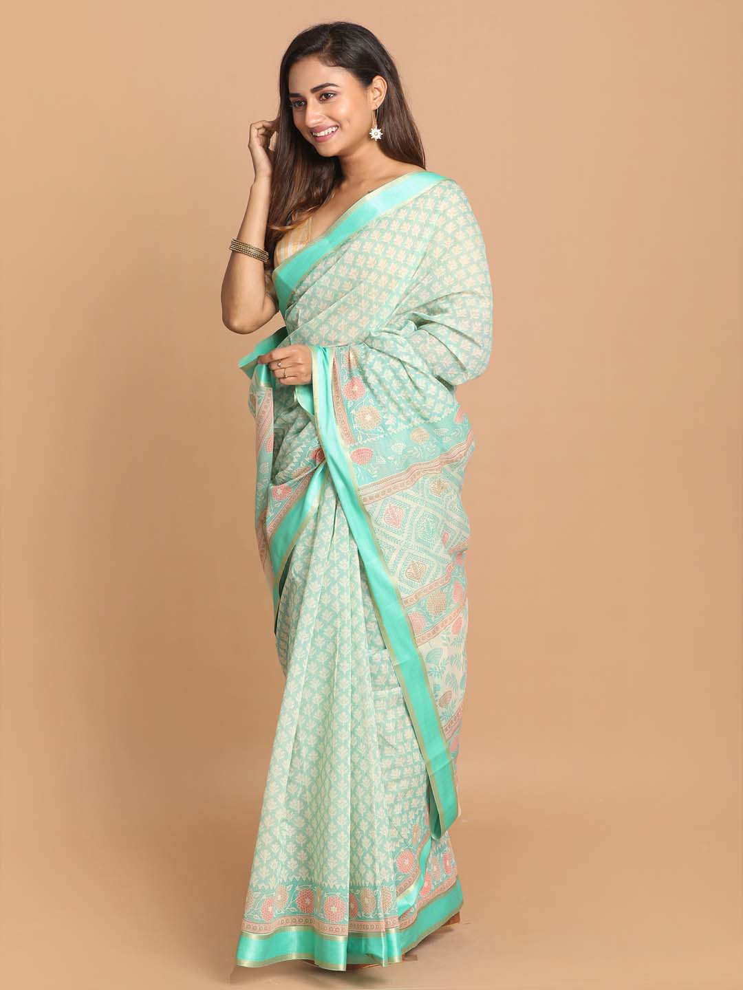 Indethnic Printed Cotton Blend Saree in Green - View 2