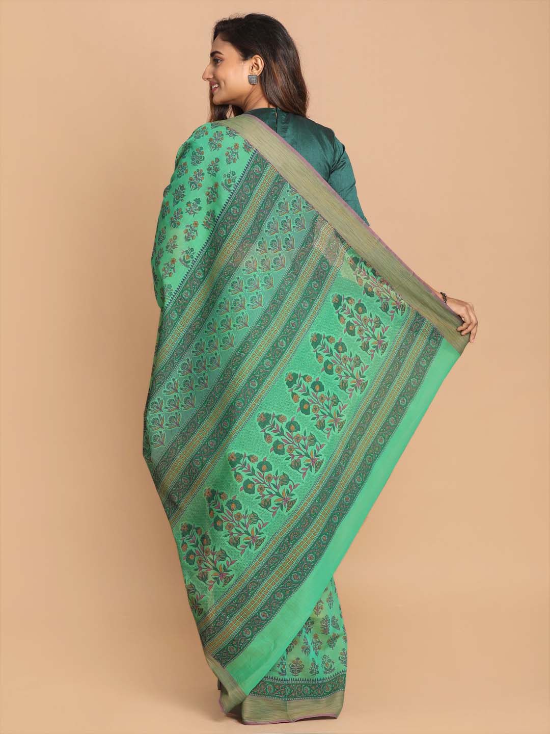 Indethnic Printed Cotton Blend Saree in Green - View 3