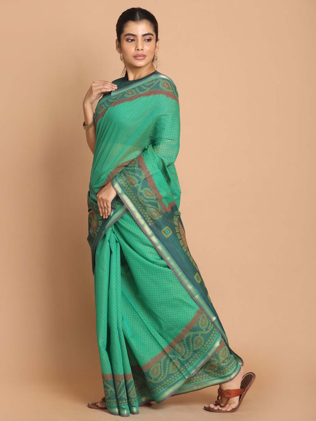 Indethnic Printed Cotton Blend Saree in Green - View 2