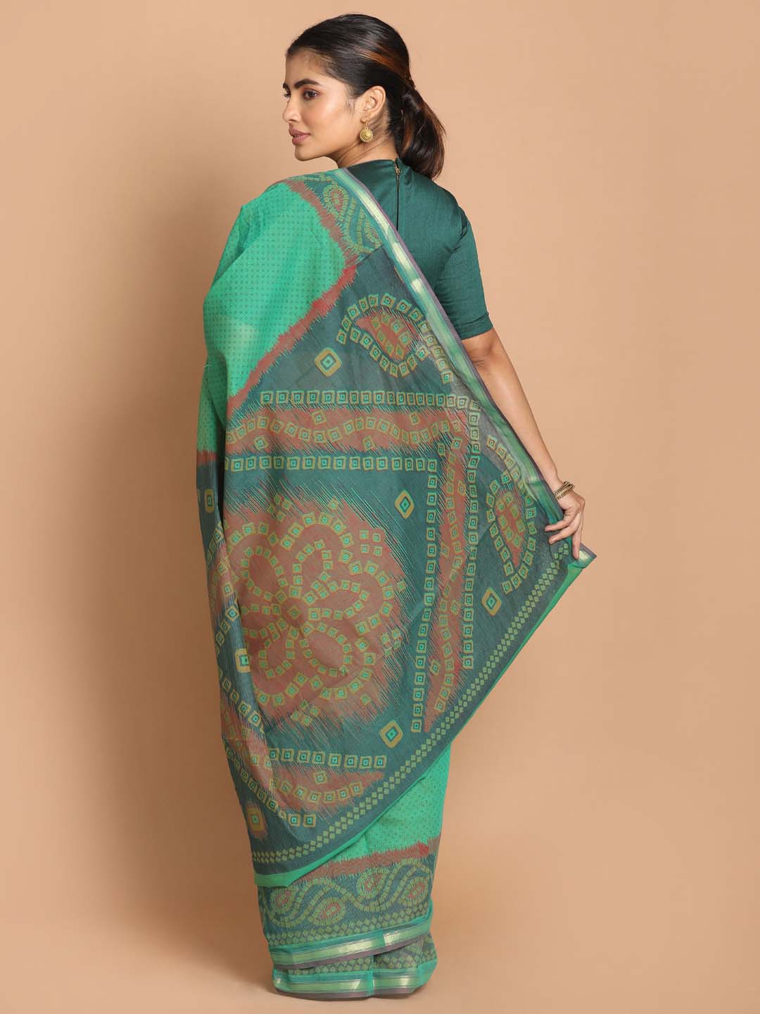 Indethnic Printed Cotton Blend Saree in Green - View 3