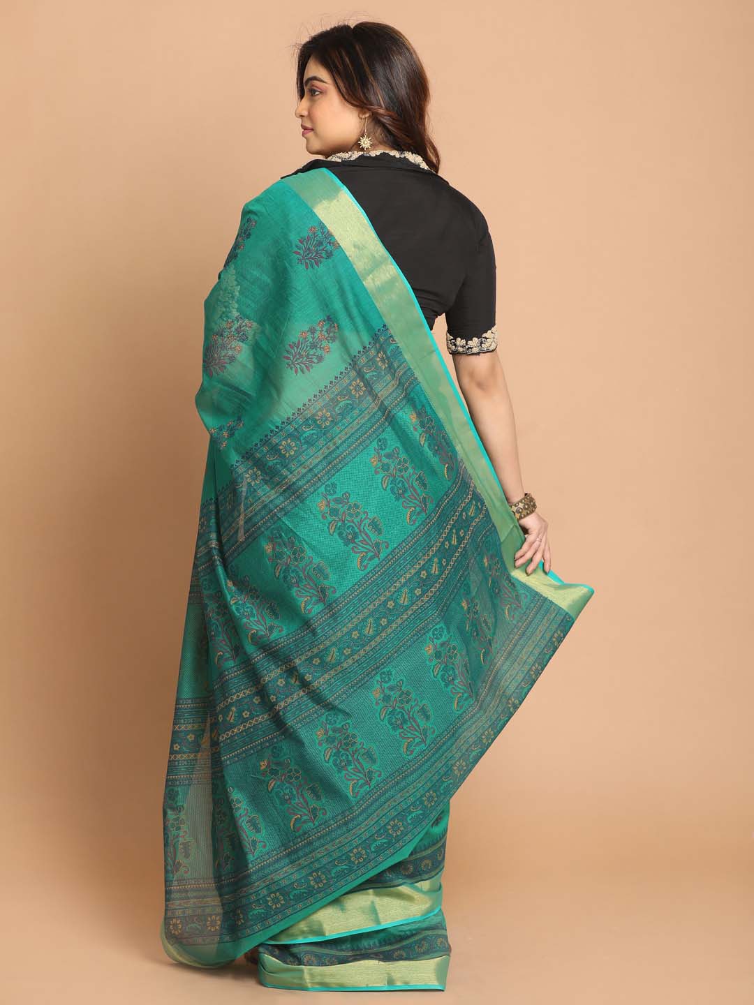 Indethnic Printed Cotton Blend Saree in Green - View 3