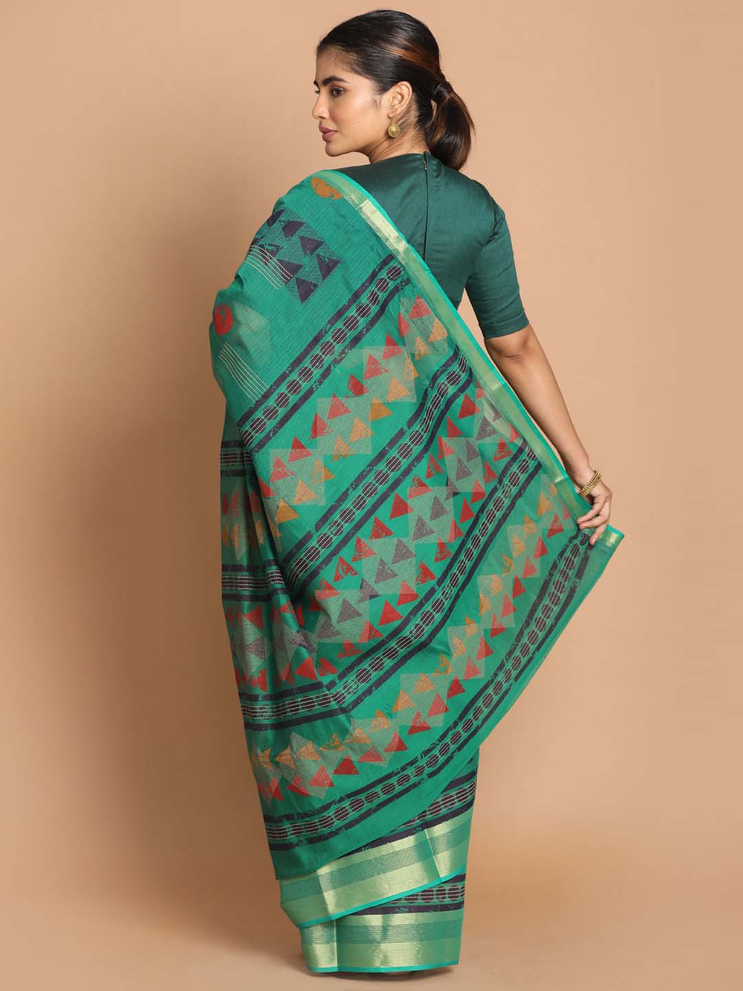 Indethnic Printed Cotton Blend Saree in Green - View 3