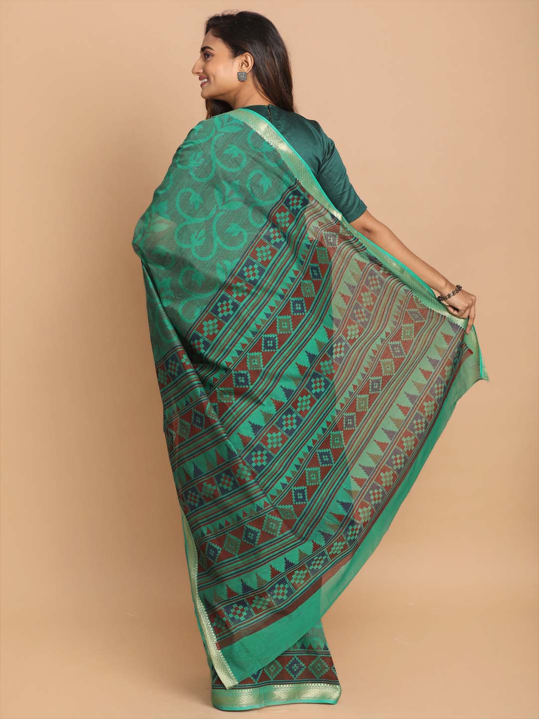 Indethnic Printed Cotton Blend Saree in Green - View 3