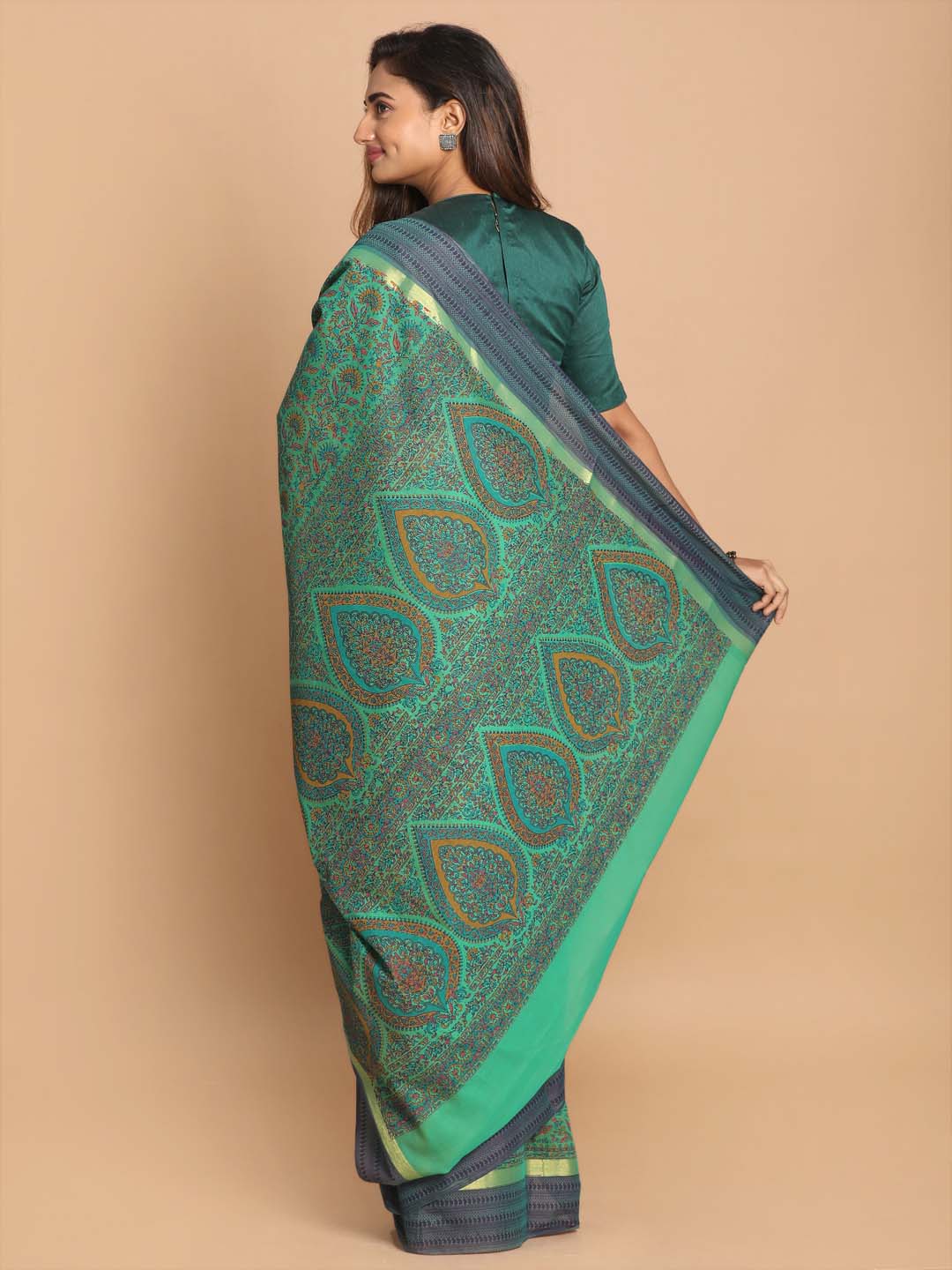 Indethnic Printed Cotton Blend Saree in Green - View 3