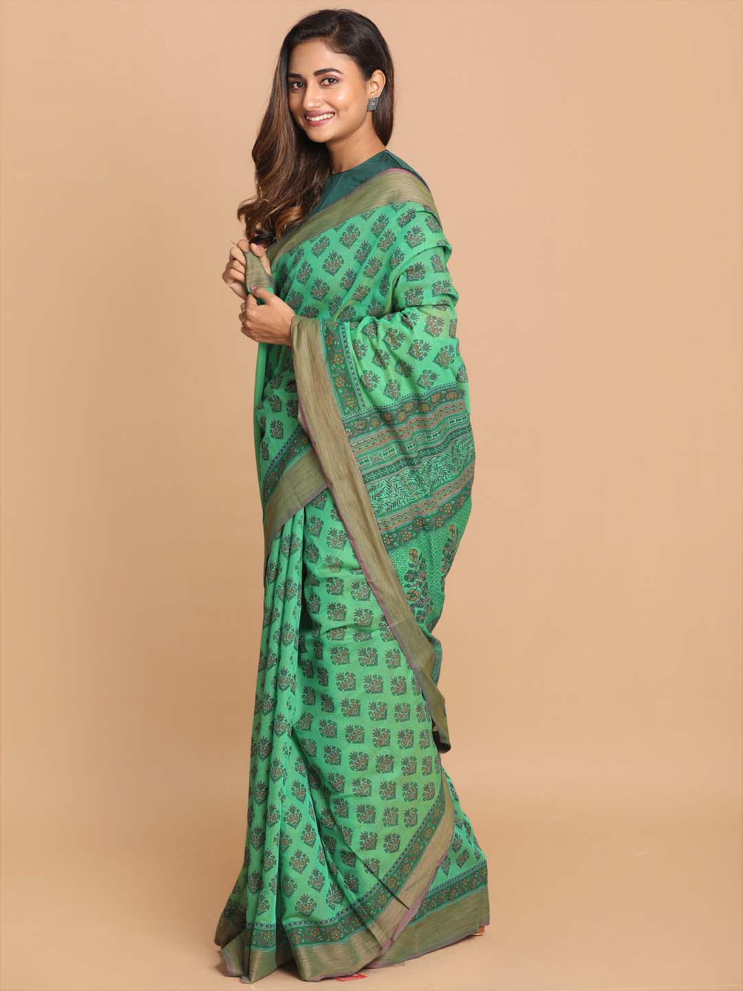 Indethnic Printed Cotton Blend Saree in Green - View 2