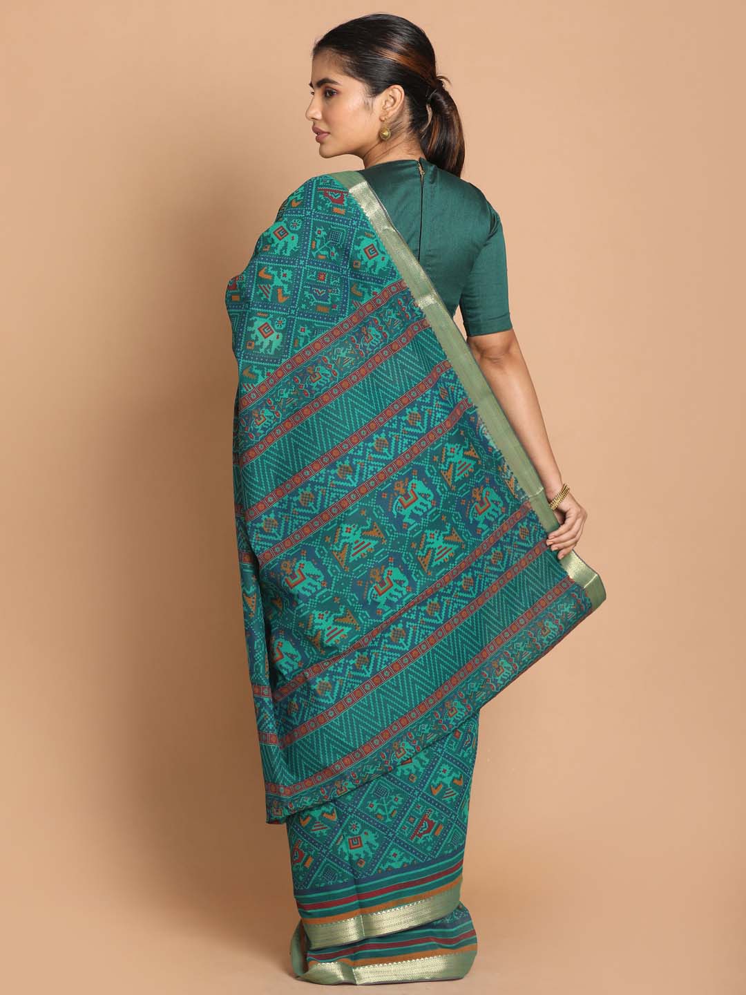 Indethnic Printed Cotton Blend Saree in Green - View 3