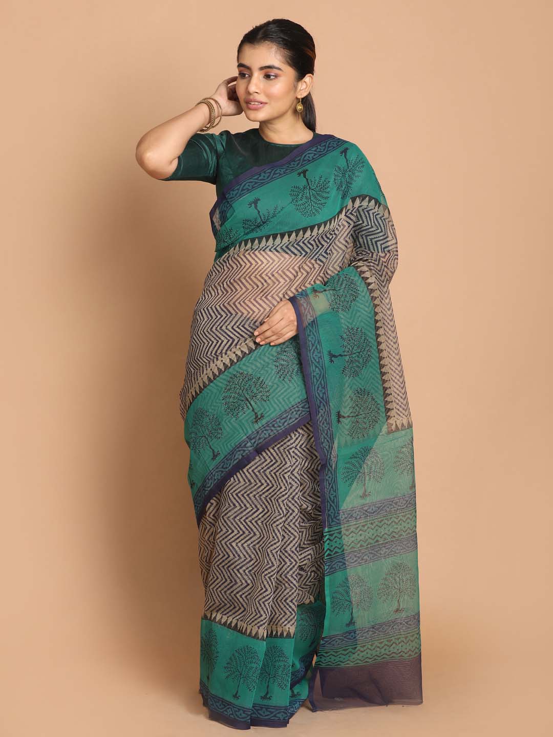 Indethnic Printed Cotton Blend Saree in Green - View 1