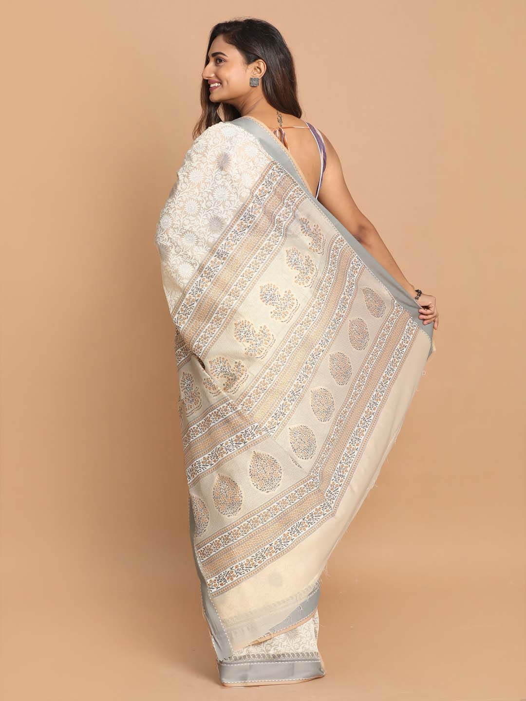 Indethnic Printed Cotton Blend Saree in Grey - View 3