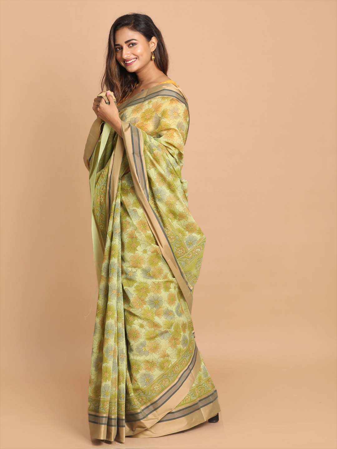 Indethnic Printed Cotton Blend Saree in lime green - View 2