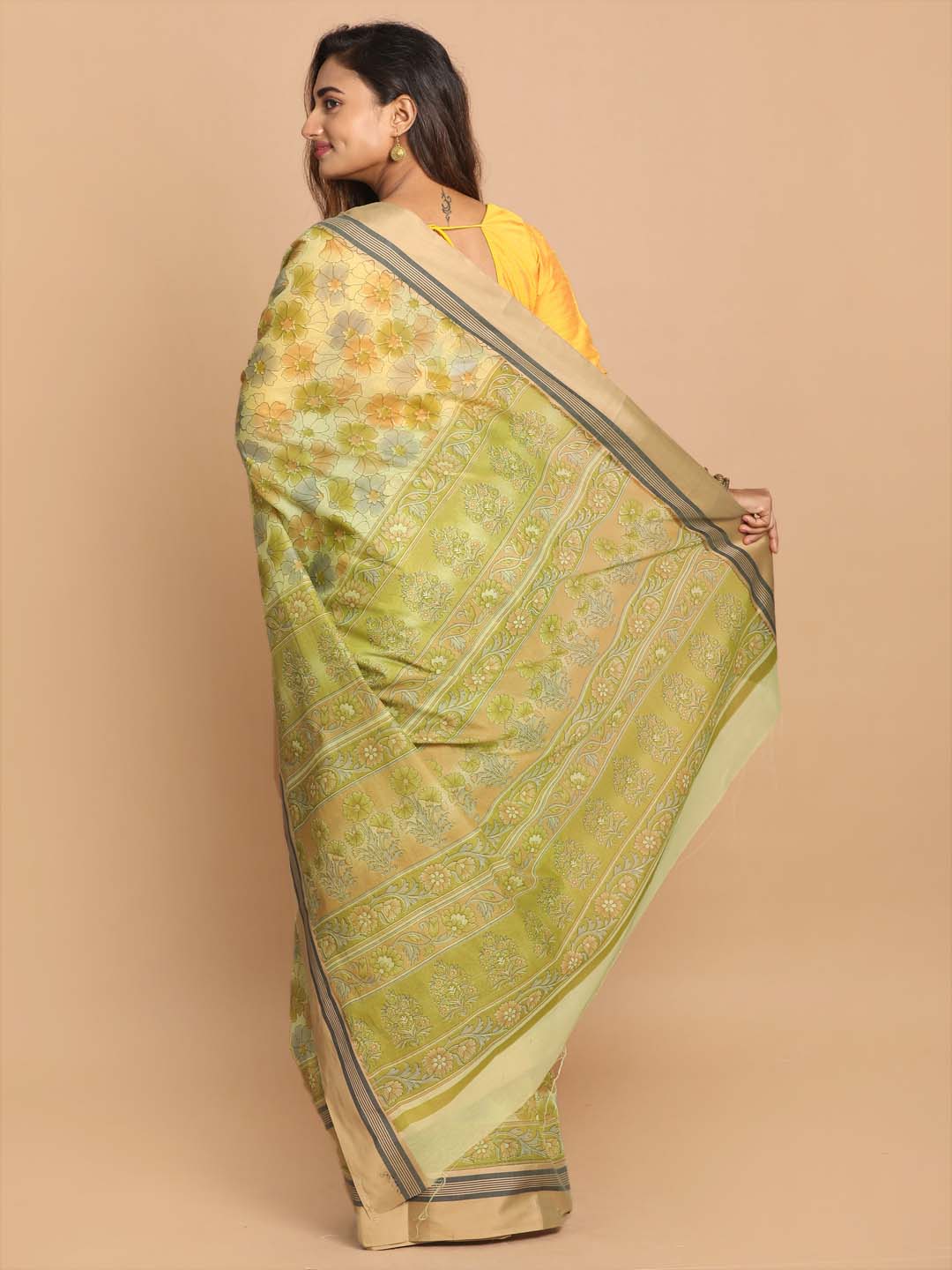 Indethnic Printed Cotton Blend Saree in lime green - View 3