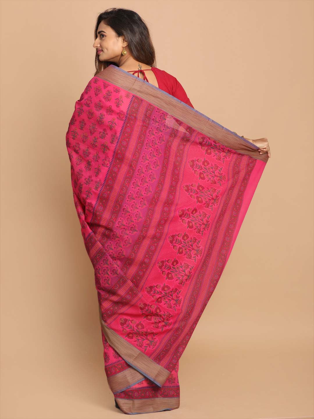 Indethnic Printed Cotton Blend Saree in Magenta - View 3