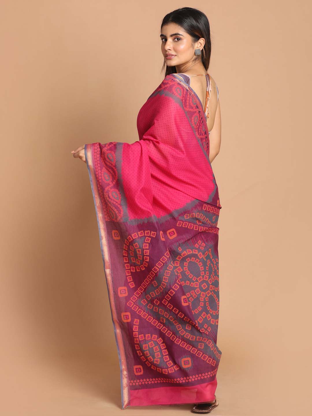 Indethnic Printed Cotton Blend Saree in Magenta - View 3