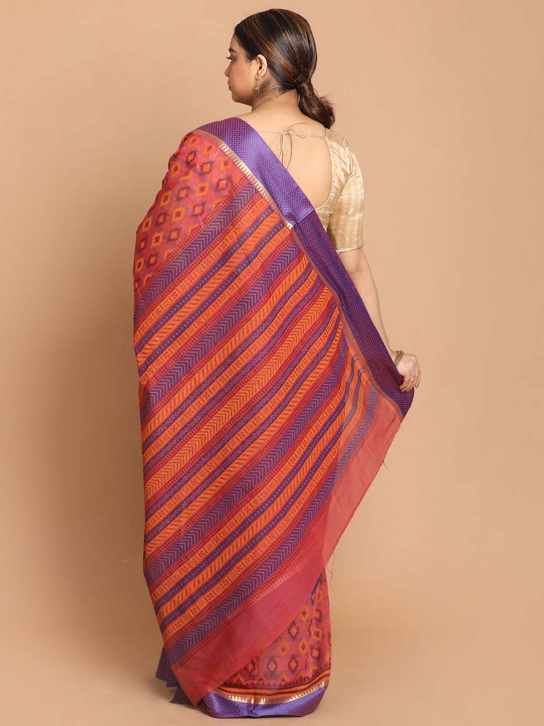 Indethnic Printed Cotton Blend Saree in Magenta - View 3