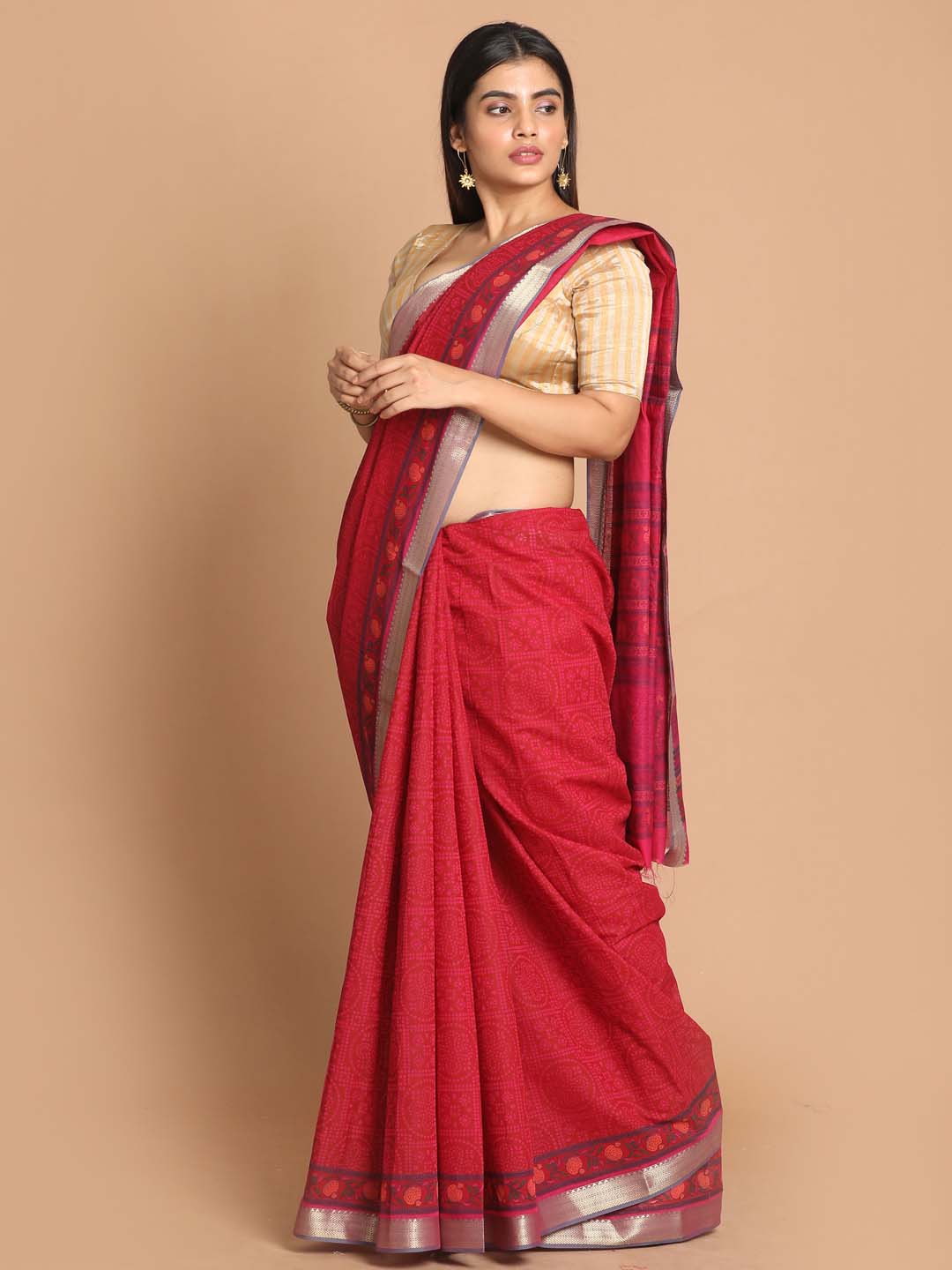 Indethnic Printed Cotton Blend Saree in Magenta - View 2