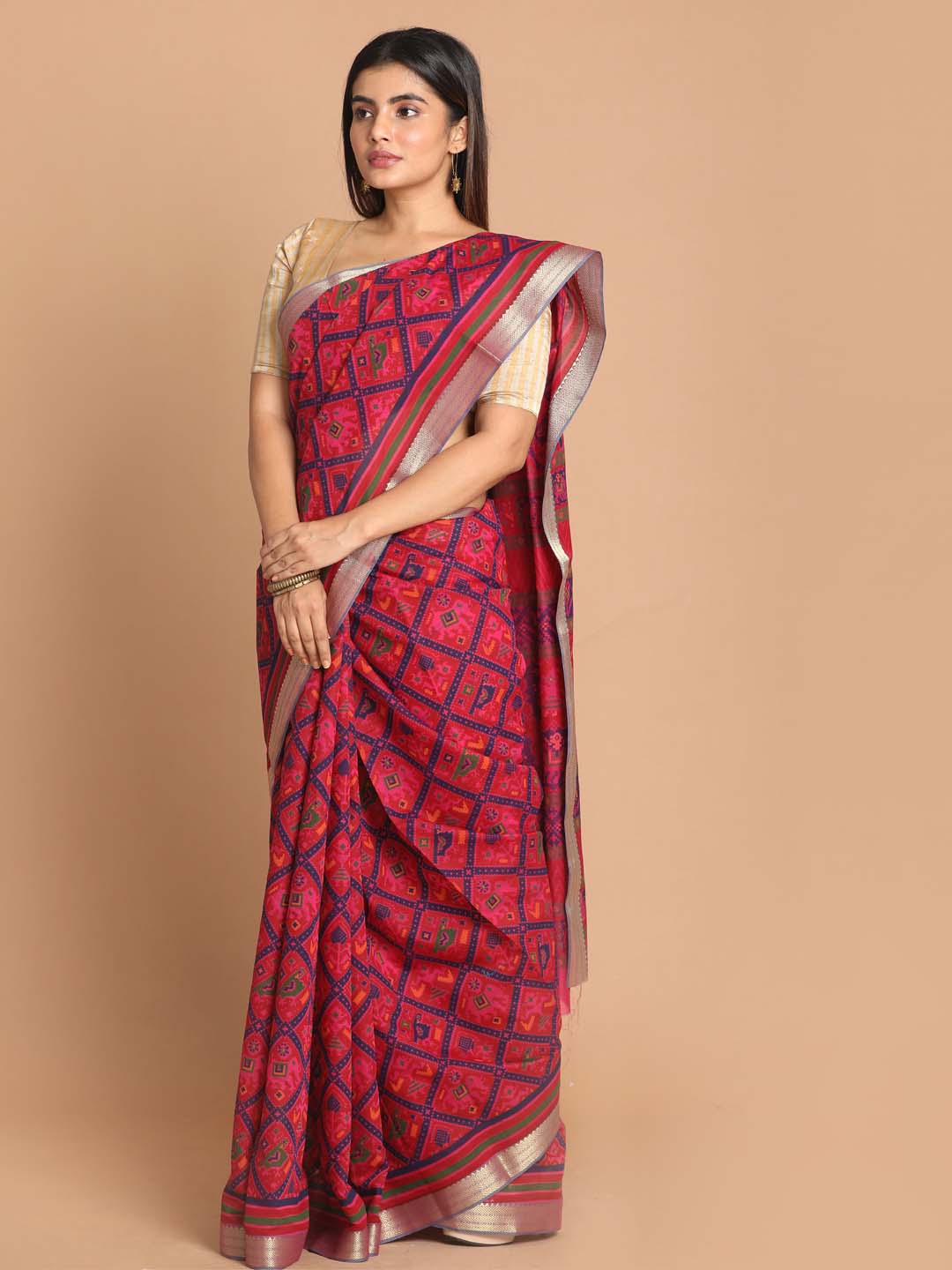 Indethnic Printed Cotton Blend Saree in Magenta - View 2