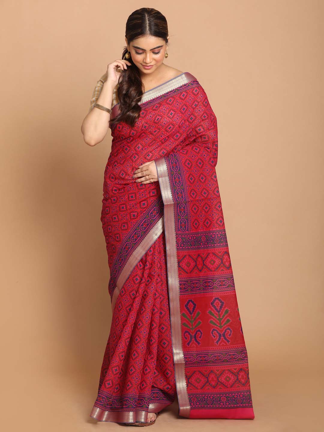 Indethnic Printed Cotton Blend Saree in Magenta - View 1