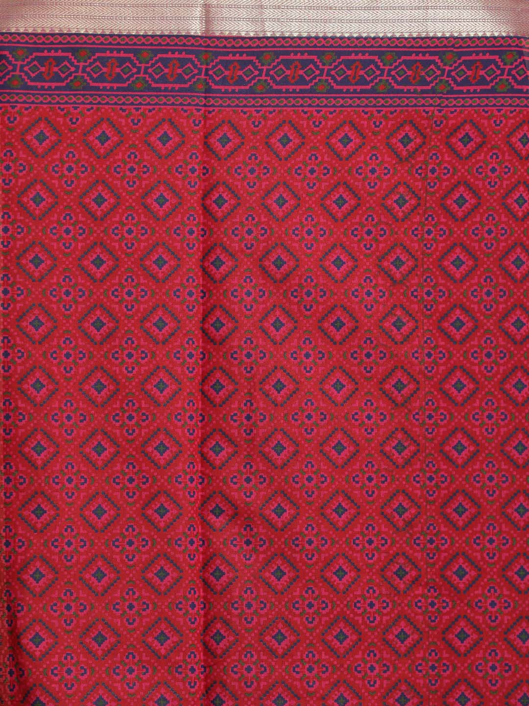 Indethnic Printed Cotton Blend Saree in Magenta - Saree Detail View