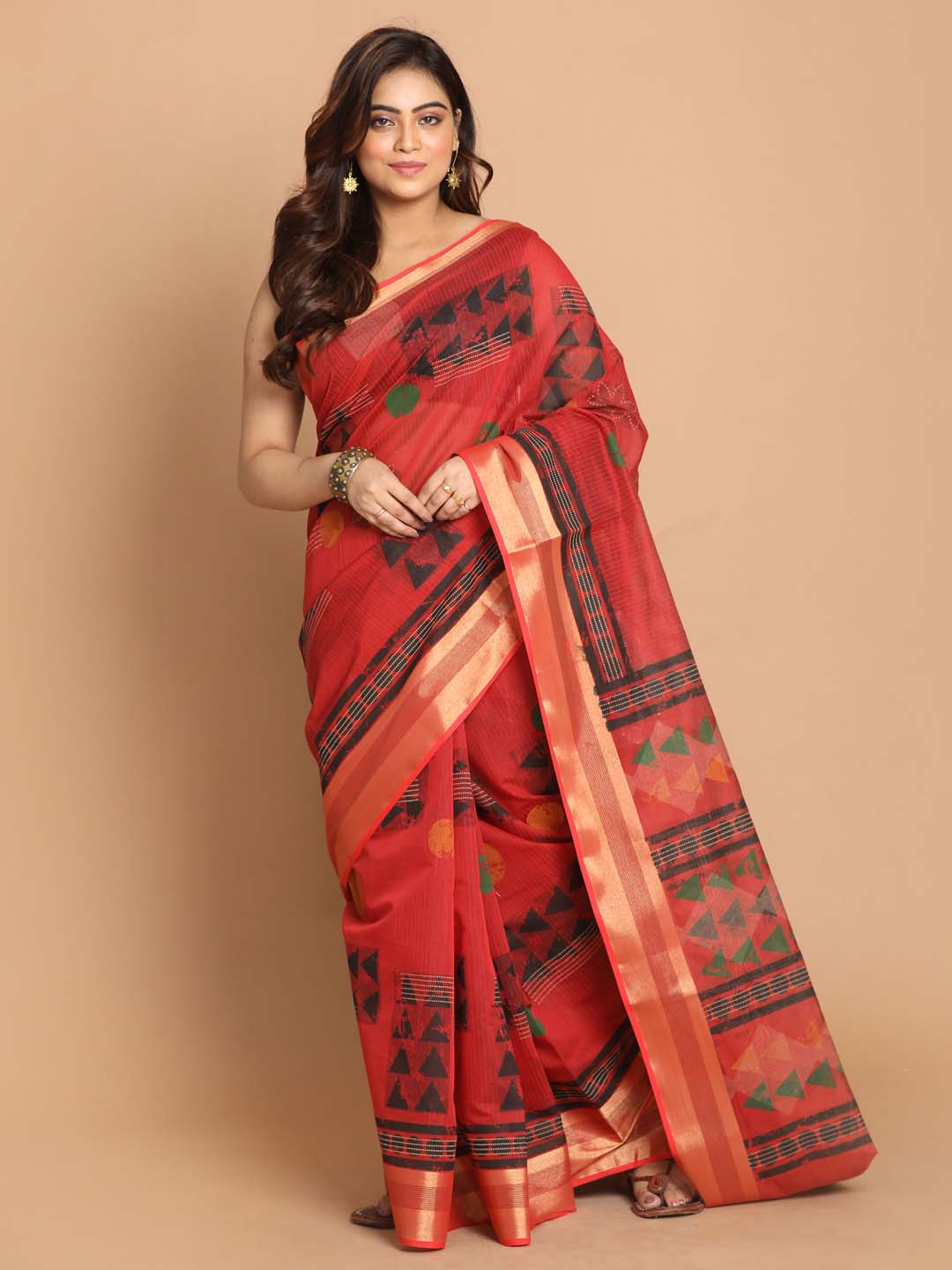 Indethnic Printed Cotton Blend Saree in Maroon - View 1