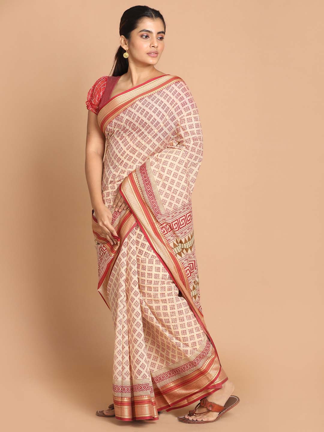 Indethnic Printed Cotton Blend Saree in Maroon - View 2