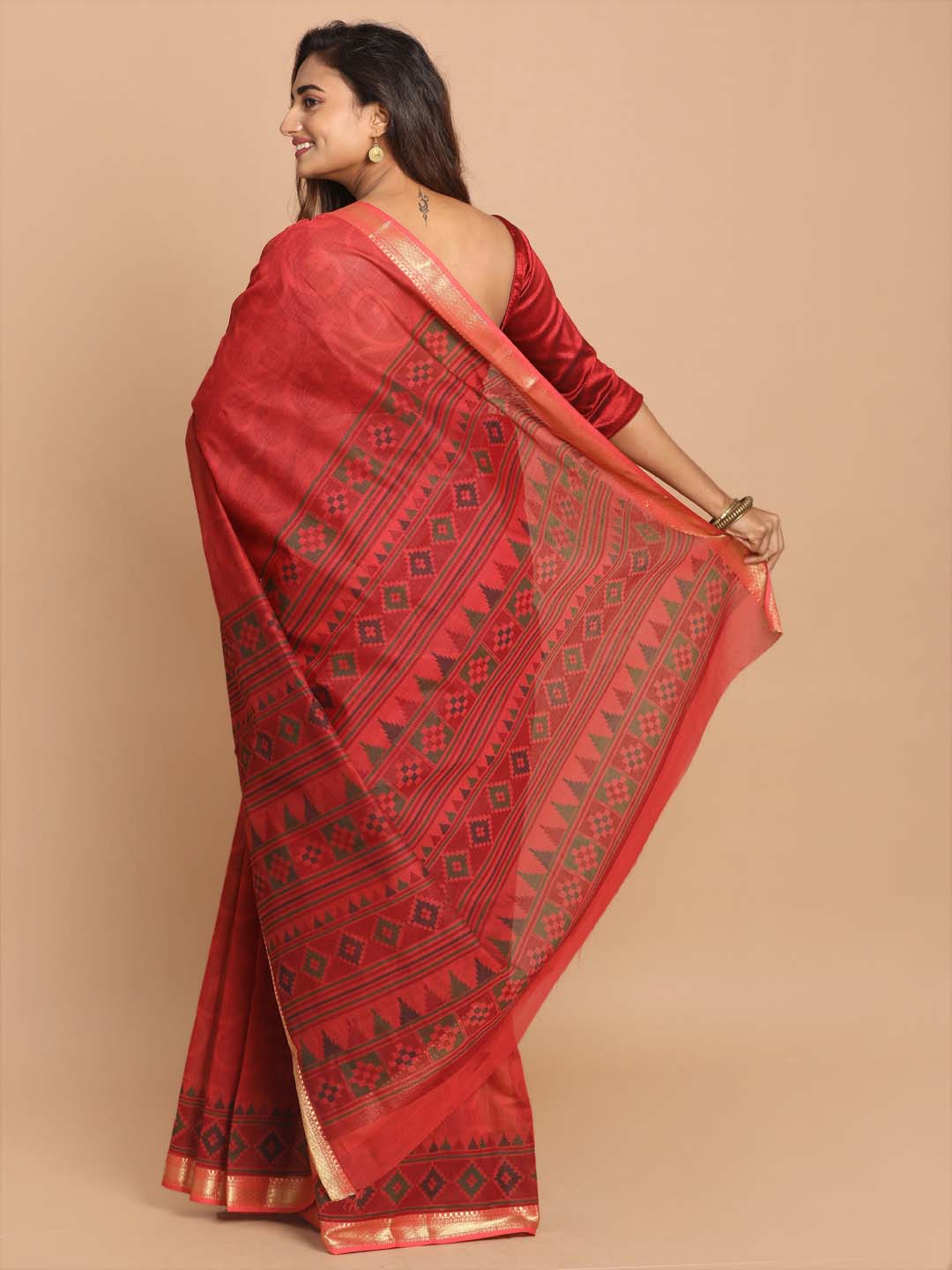 Indethnic Printed Cotton Blend Saree in Maroon - View 3