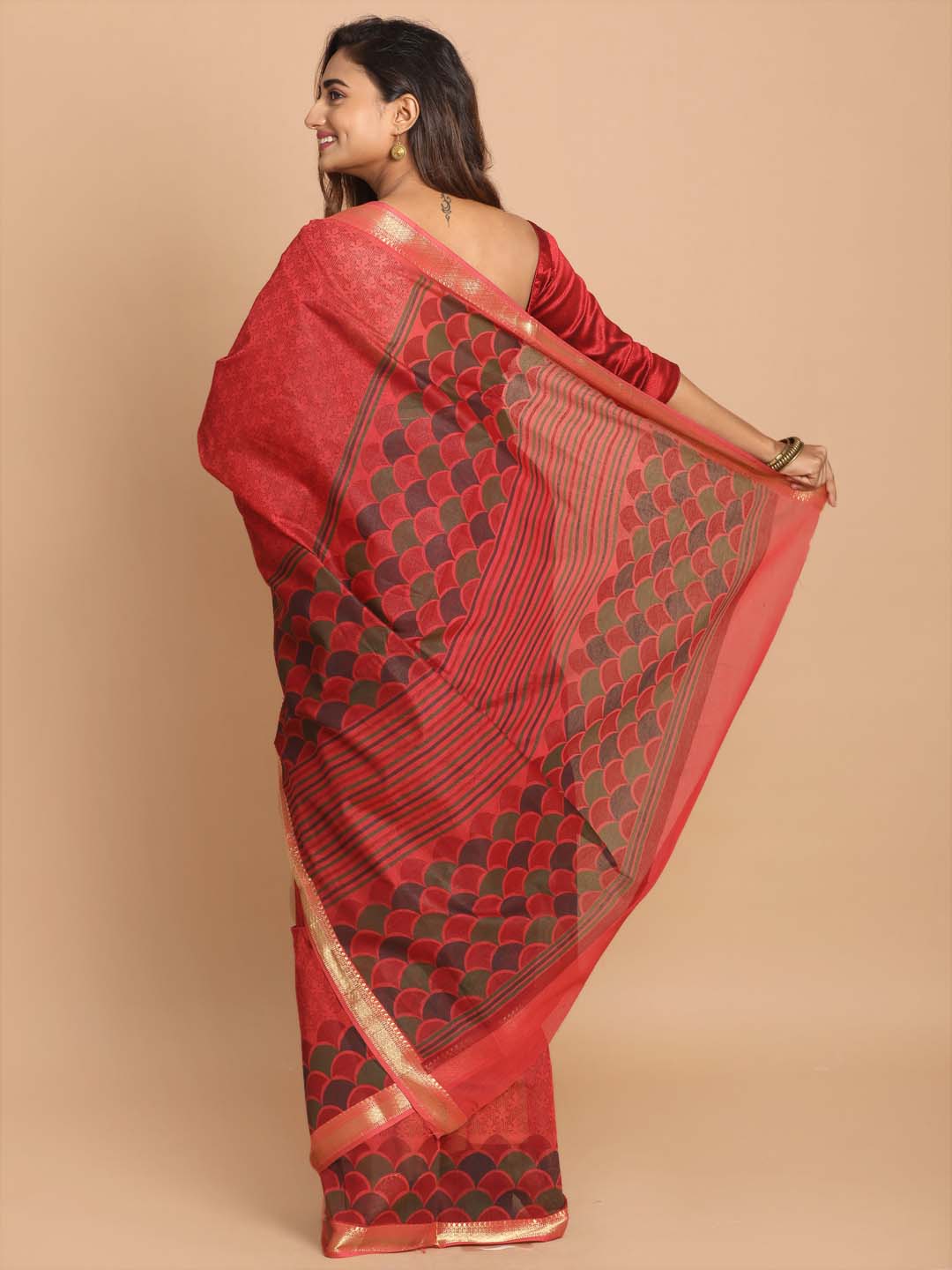 Indethnic Printed Cotton Blend Saree in Maroon - View 3