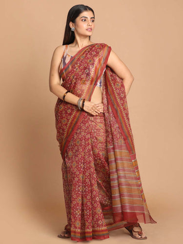 Printed Cotton Blend Saree in Maroon