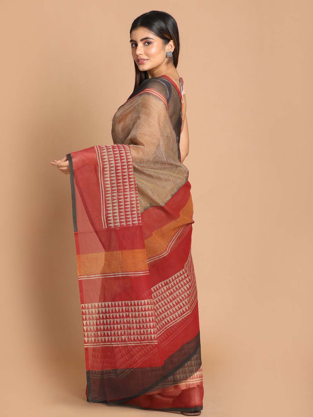 Indethnic Printed Cotton Blend Saree in Maroon - View 3