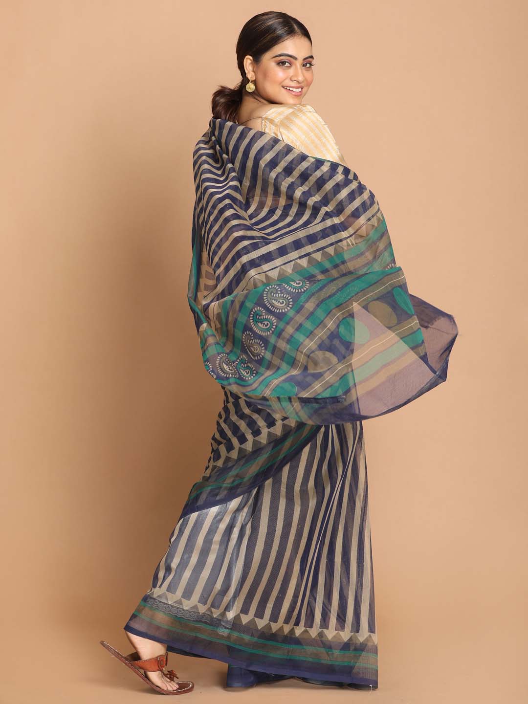 Indethnic Printed Cotton Blend Saree in navy blue - View 2