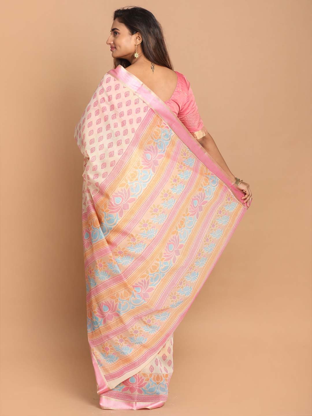 Indethnic Printed Cotton Blend Saree in Pink - View 3