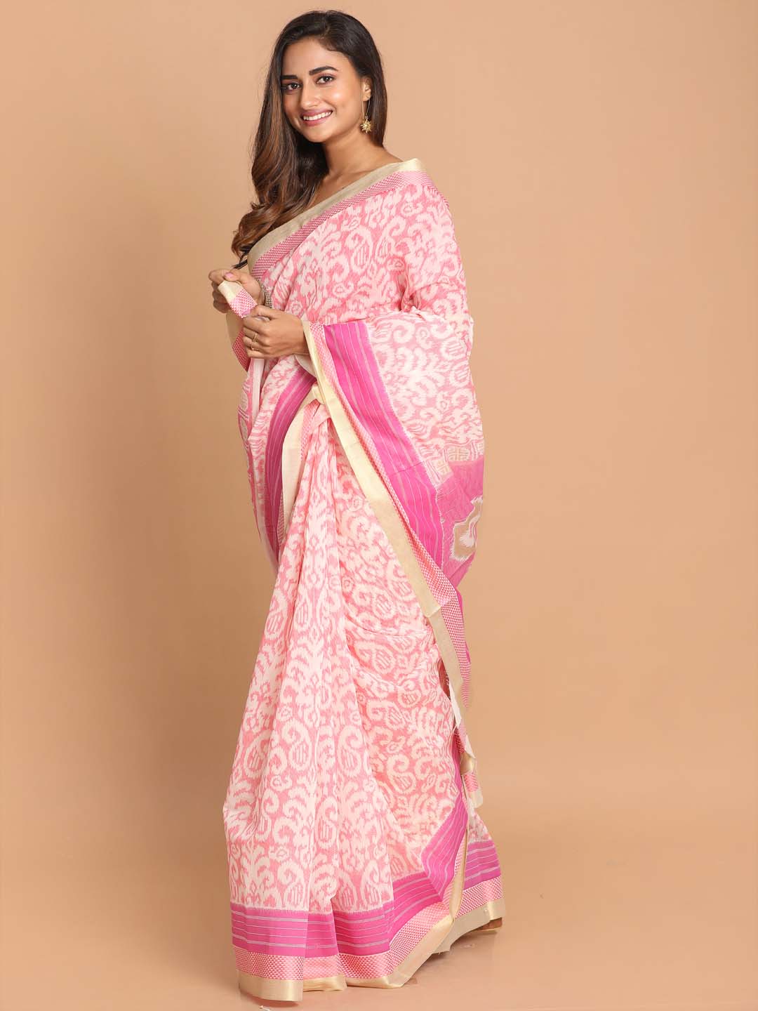 Indethnic Printed Cotton Blend Saree in Pink - View 2