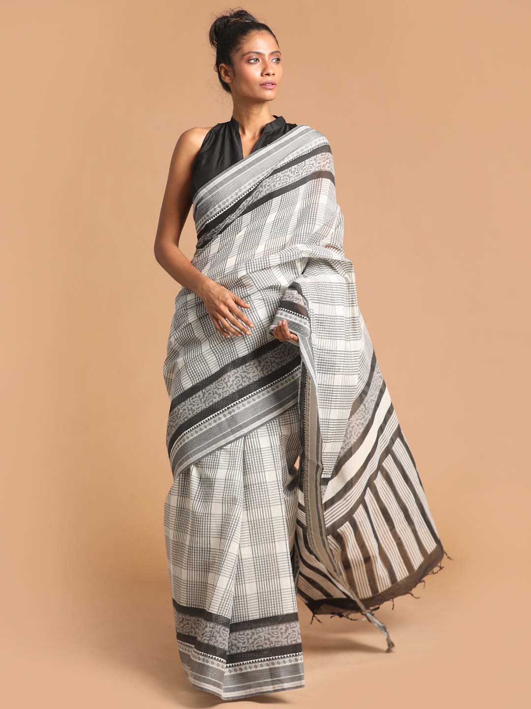 Indethnic Printed Pure Cotton Saree in Black - View 1