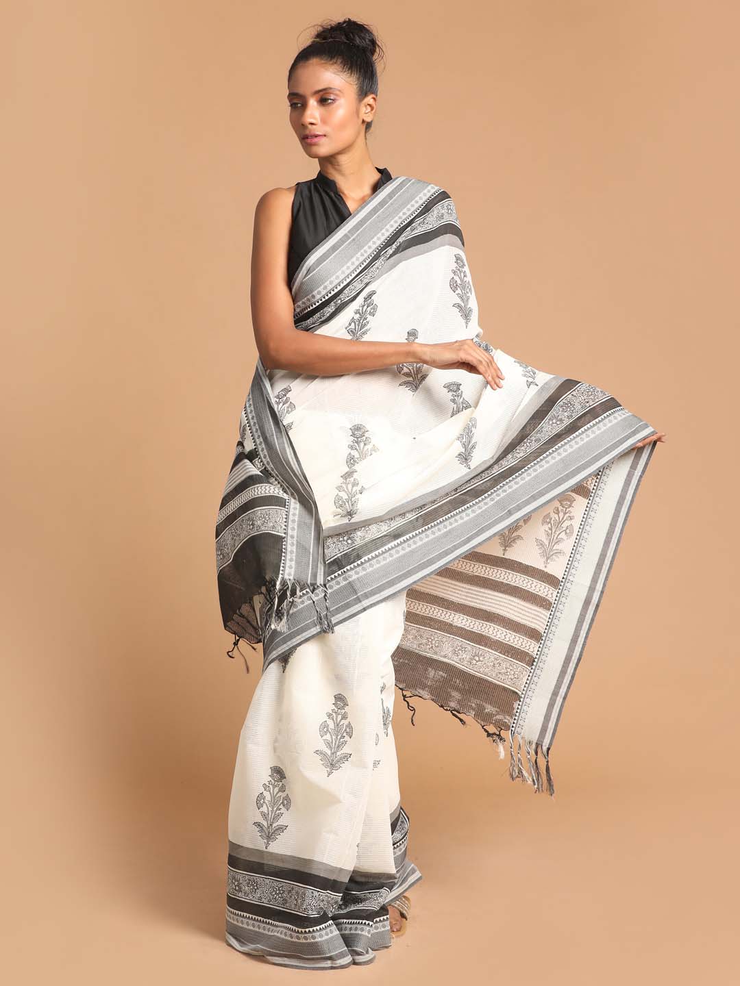 Indethnic Printed Pure Cotton Saree in Black - View 1