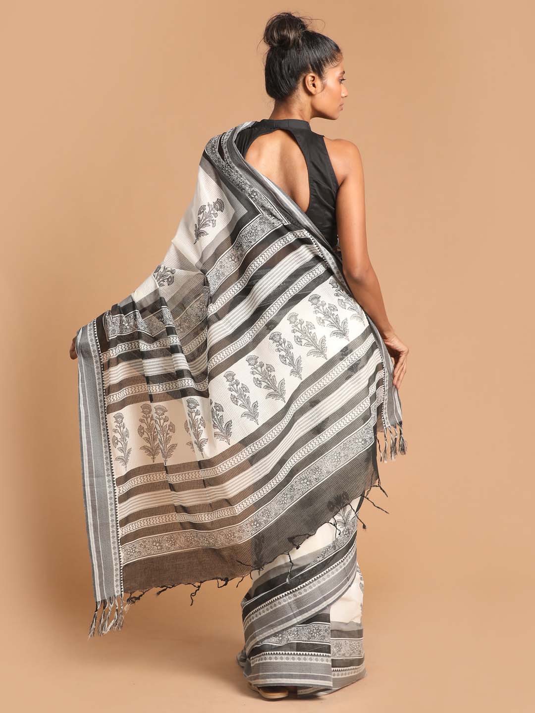 Indethnic Printed Pure Cotton Saree in Black - View 2