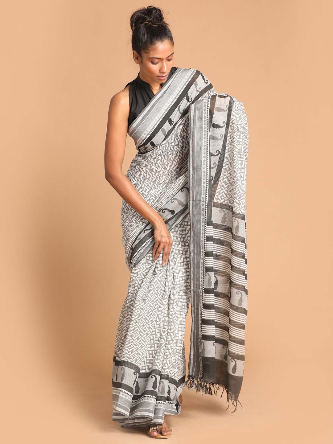 Indethnic Printed Pure Cotton Saree in Black - View 1