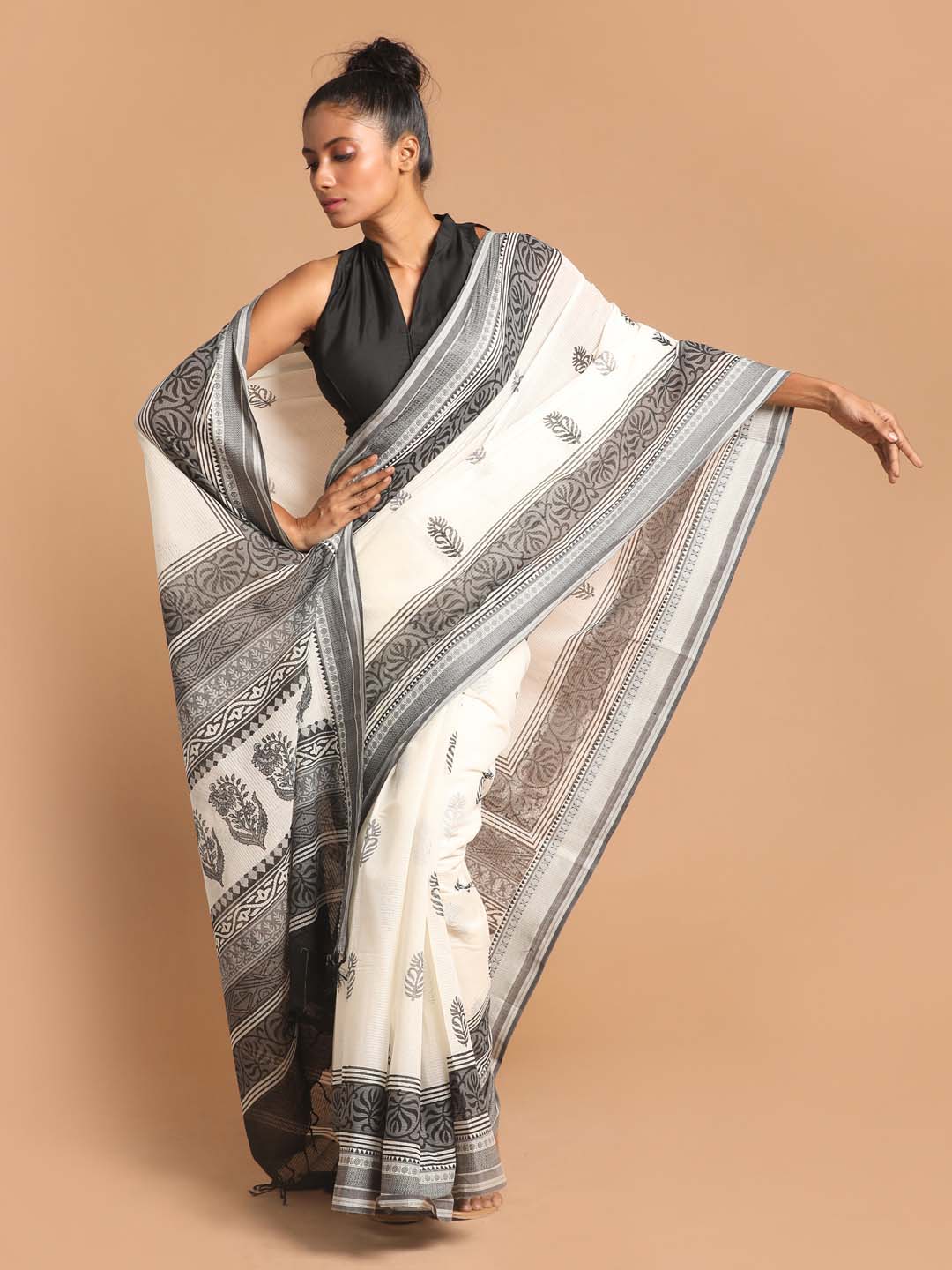 Indethnic Printed Pure Cotton Saree in Black - View 1