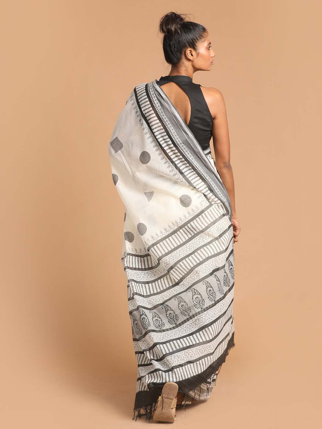 Indethnic Printed Pure Cotton Saree in Black - View 3