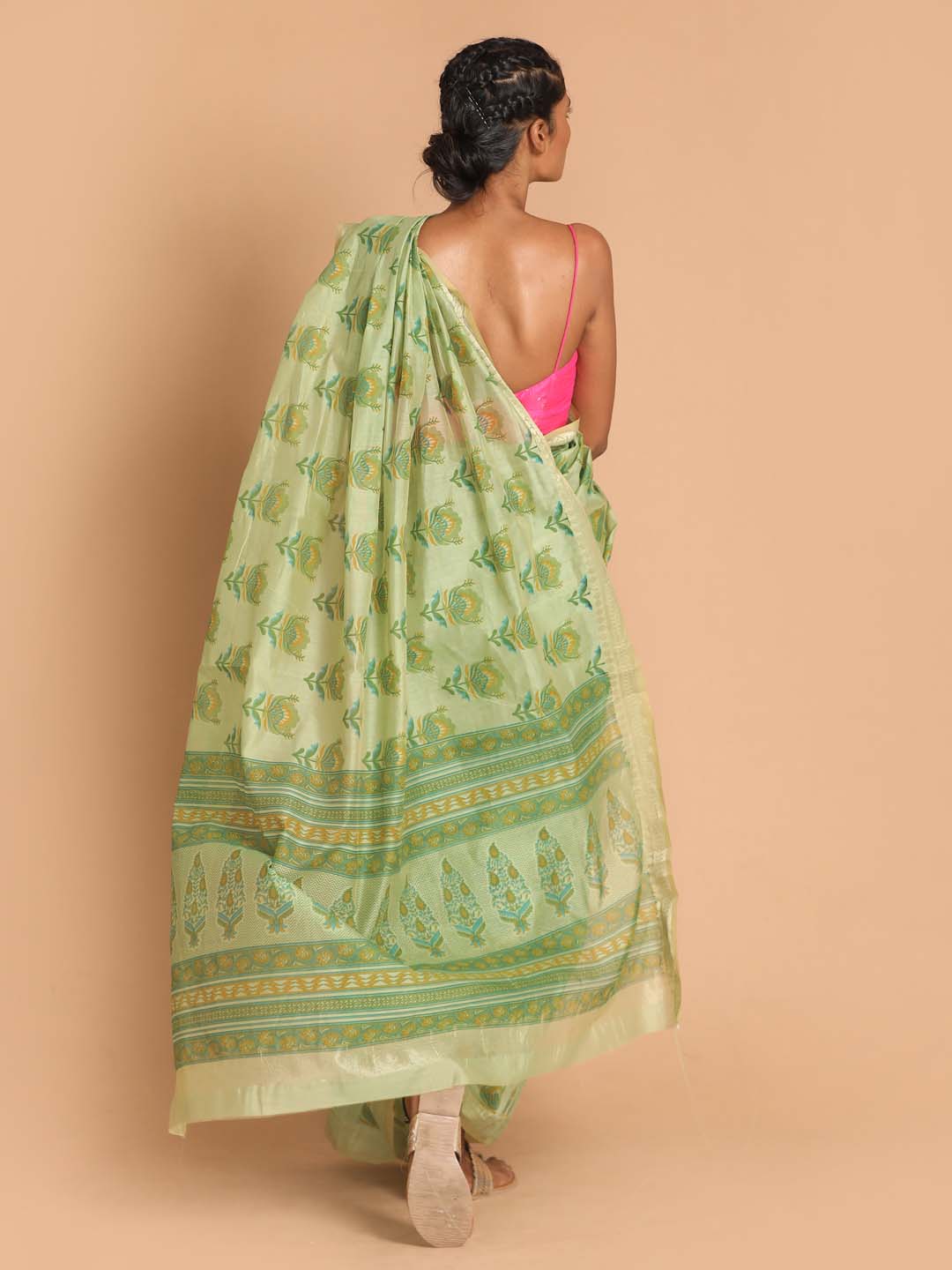 Indethnic Printed Cotton Blend Saree in Green - View 3