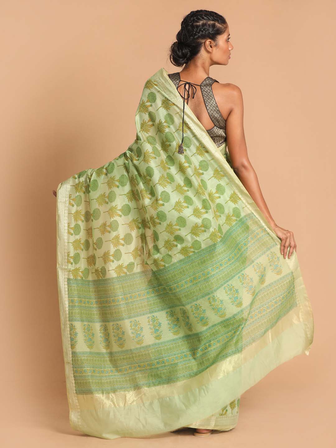 Indethnic Printed Cotton Blend Saree in Green - View 3