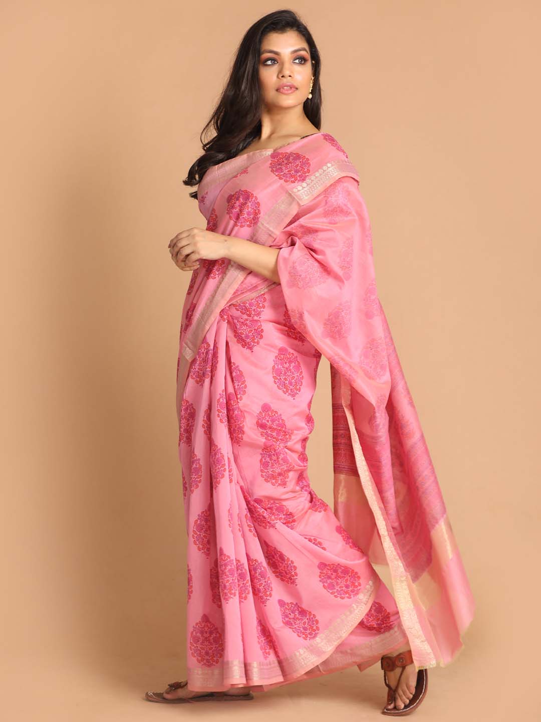 Indethnic Printed Cotton Blend Saree in Magenta - View 2