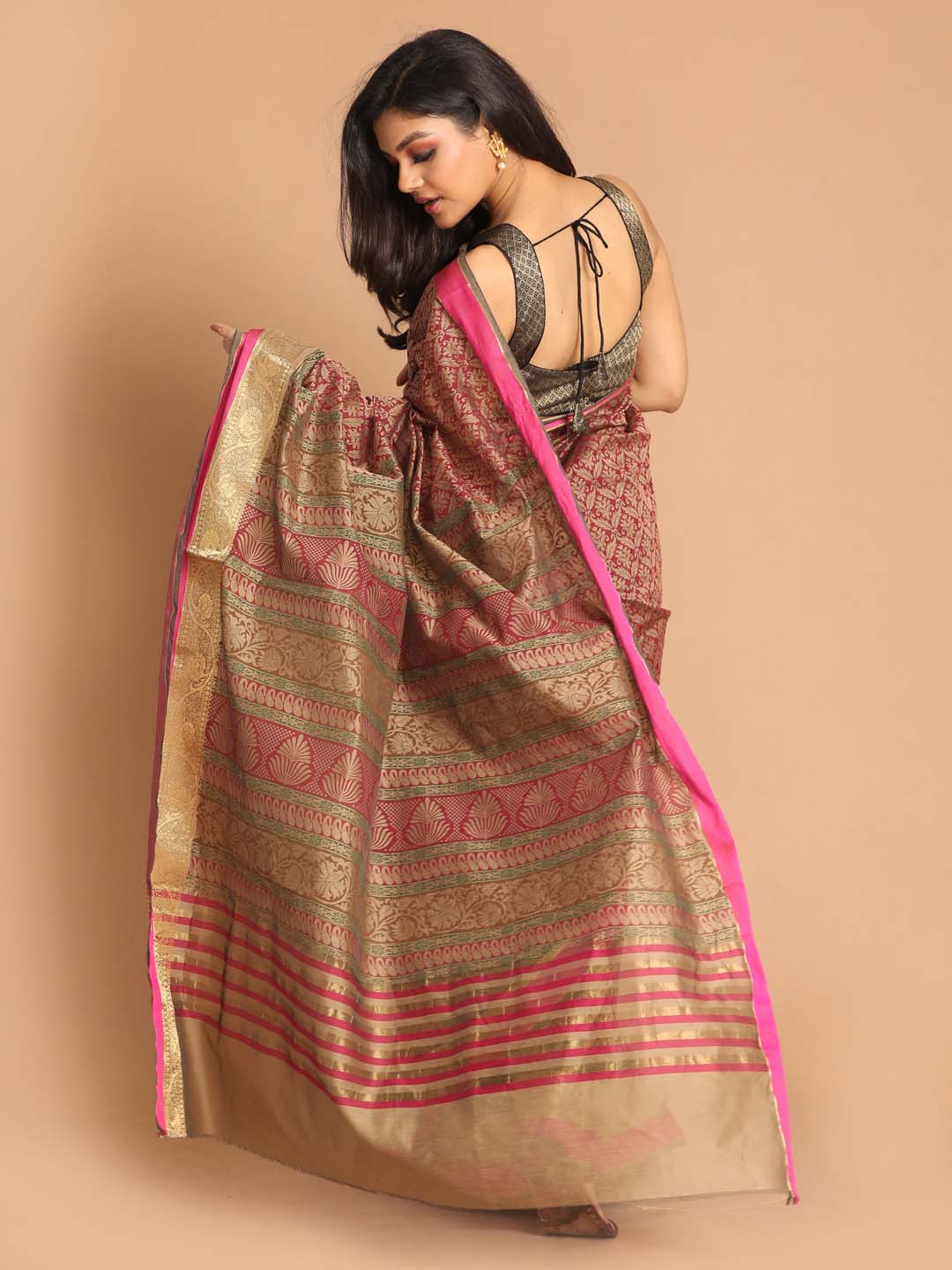 Indethnic Printed Cotton Blend Saree in Magenta - View 3