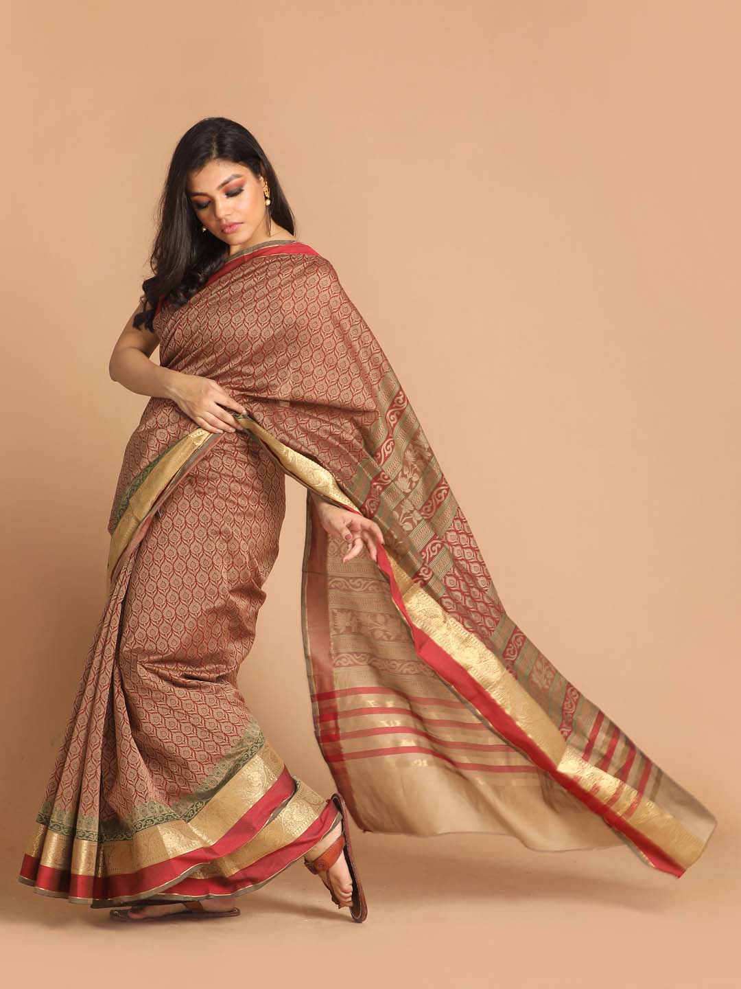 Indethnic Printed Cotton Blend Saree in Maroon - View 2