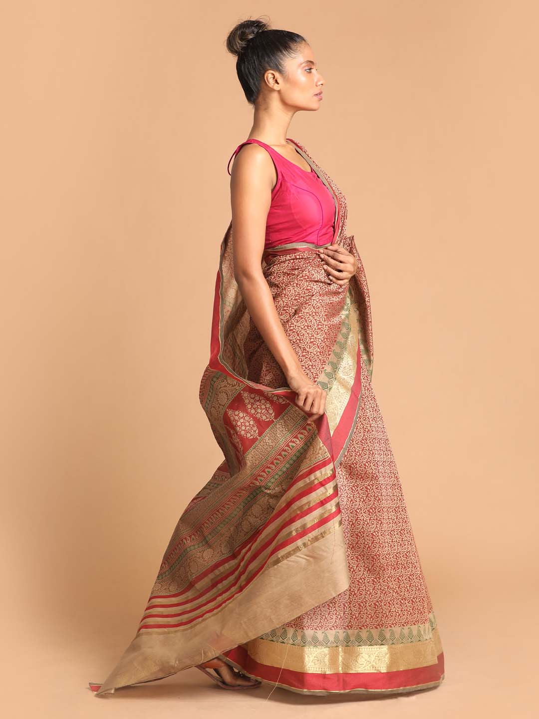 Indethnic Printed Cotton Blend Saree in Maroon - View 2