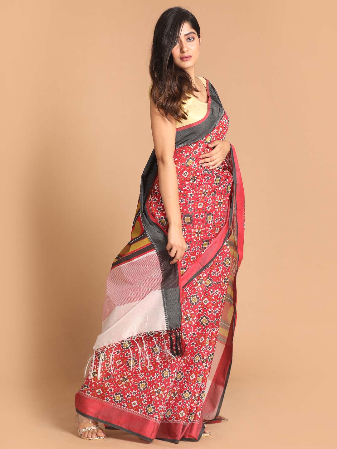 Indethnic Printed Cotton Blend Saree in Maroon - View 2