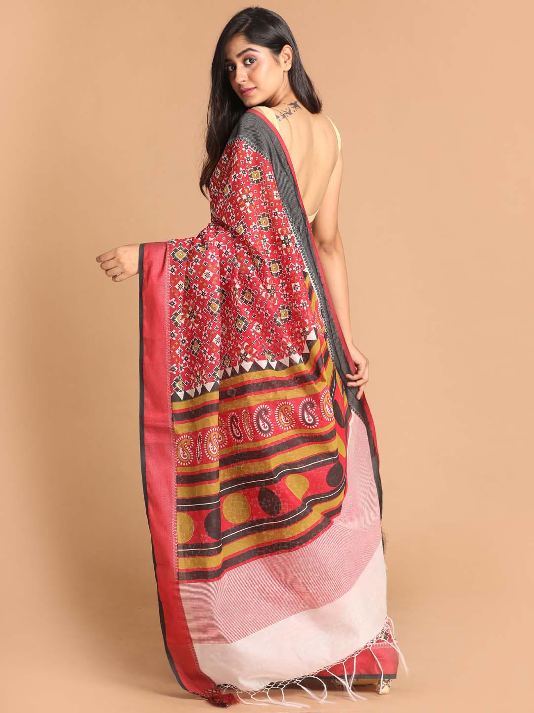 Indethnic Printed Cotton Blend Saree in Maroon - View 3