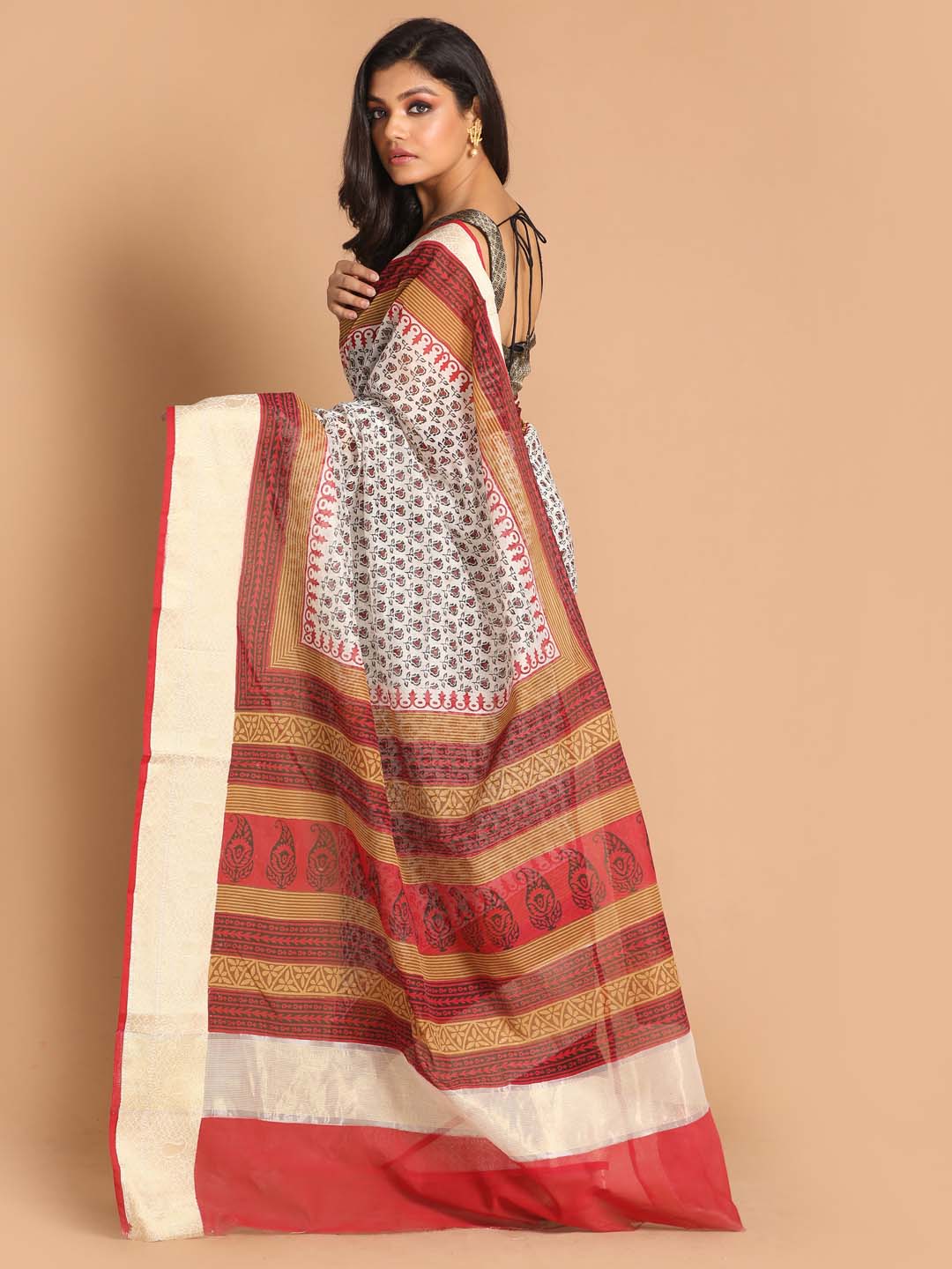 Indethnic Printed Cotton Blend Saree in Maroon - View 3