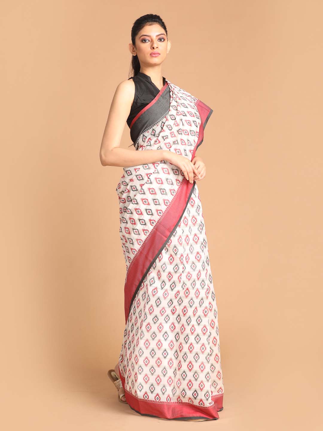 Indethnic Printed Cotton Blend Saree in Maroon - View 1