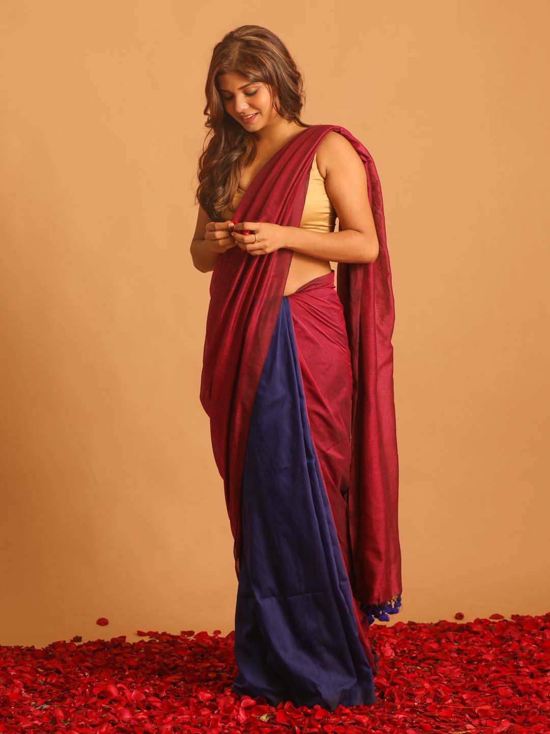 Indethnic Purple &amp; Blue Cotton Blend Solid Design Sarees - View 1