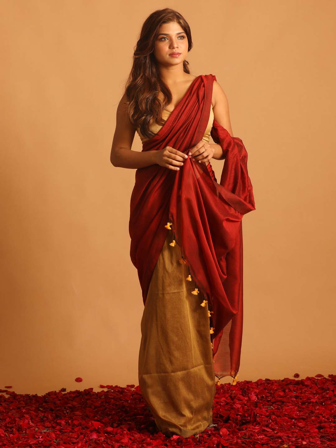 Indethnic Red & Mustard Cotton Blend Solid Design Sarees - View 1